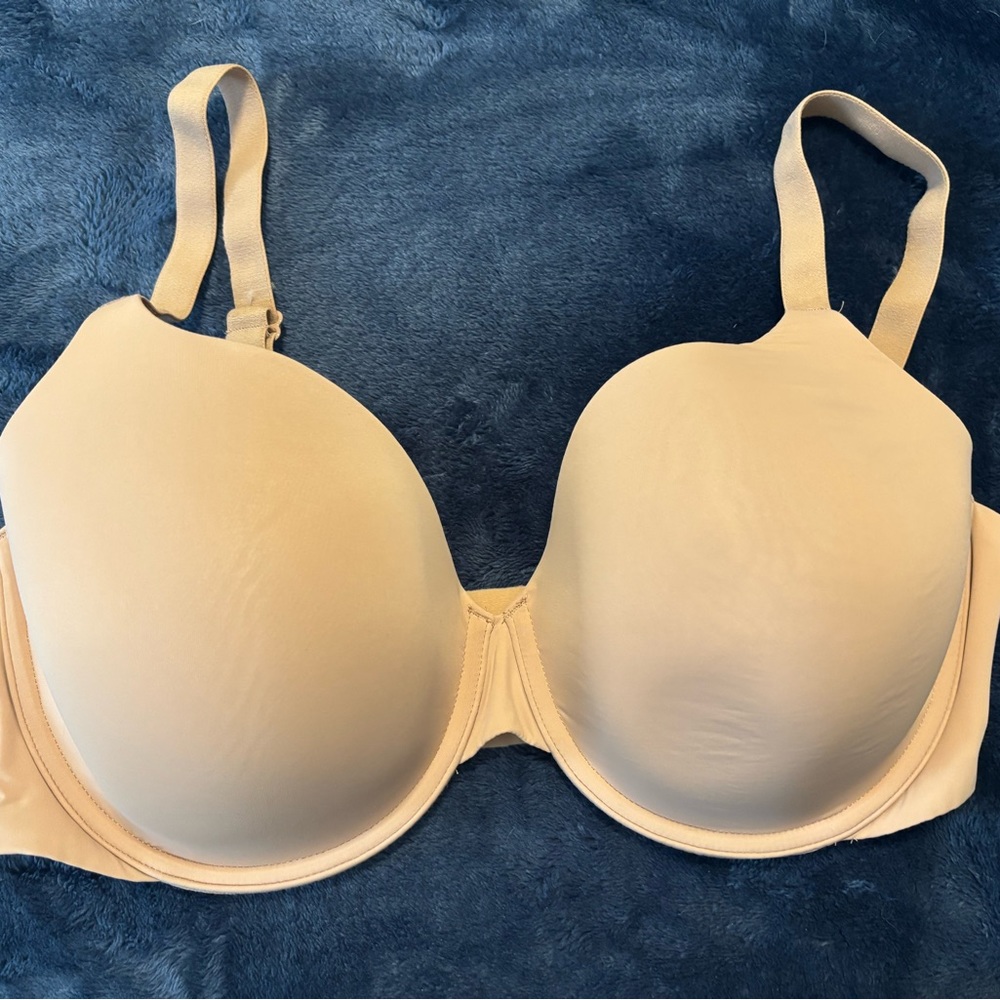 Victorias Secret Tshirt Bra 38DDD NWOT